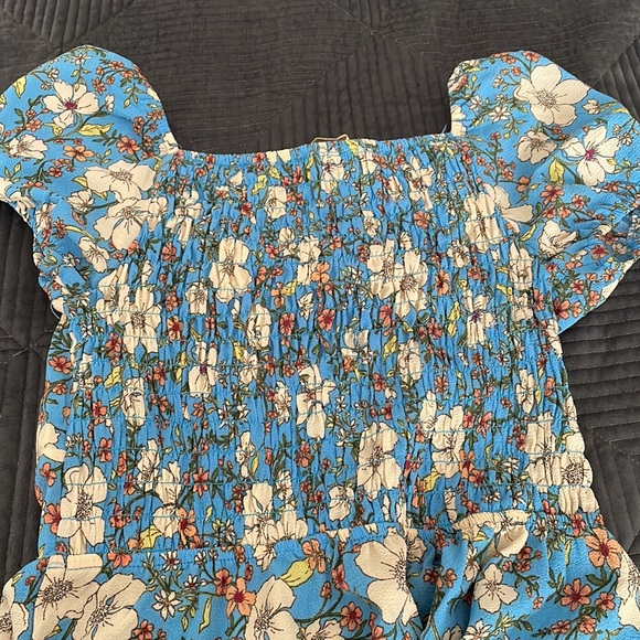 Monteau Los Angeles Floral Dress - Picture 4 of 9